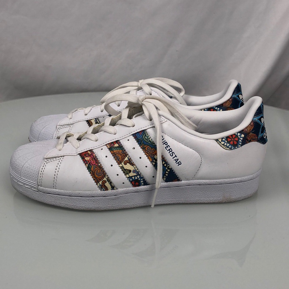 Adidas Super Star Shoes